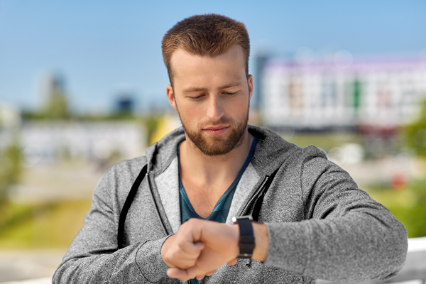 Health and Data: 7 Awesome Benefits of Fitness Trackers - the-fly-guy-corner